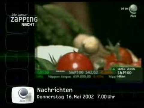 Helmut Kohl isst scharfe Chilischote