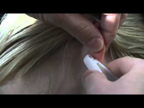 how to remove earrings