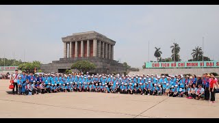 Đoàn Đại biểu cháu ngoan Bác Hồ thành phố Uông Bí báo công dâng Bác tại Quảng trường Ba Đình - Hà Nội