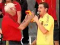 Casillas cantando \"Luis Aragonés\" en Colón Casillas cantando \"Luis Aragonés\" en Colón