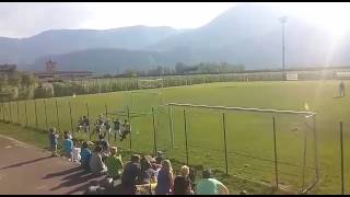 Beide U-8 starten mit Sieg in die Woche