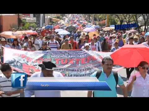 Saldo blanco durante marchas por Día del Maestro