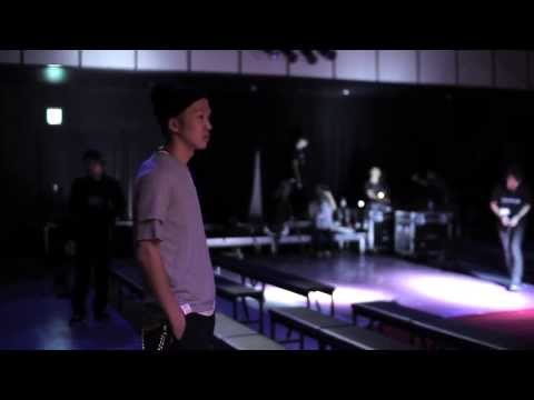 WHIZ Limited Fall/Winter 2013 Collection Runway Show | Behind the scenes Video WHIZ Limited Fall/Winter 2013 Collection Runway Show | Behind the scenes Video