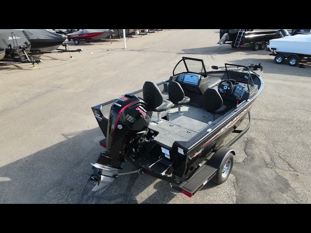 fishing boat 2023 TRACKER ProGuide V-175 Combo in Powerboats & Motorboats in Vernon