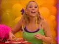 Kellie sings about flowers
