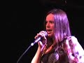 danielle-peck-findin-a-good-man-lyrics.html