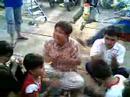 Luan Truong va cac be khiem thi