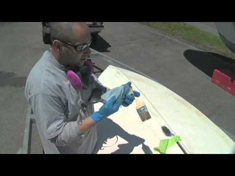 how to repair fiberglass boat