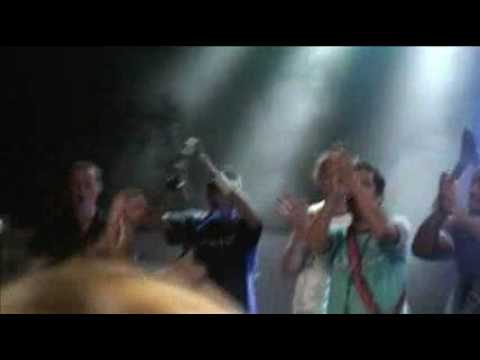EclectiX1 - The last beats played by Monobloco in the UK in 2007. This is a collection of rhythms, batucada, funk, maculele, afoxe .... not knowing the titles I've just ...