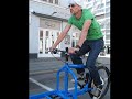 Riding easy in Copenhagen (Cargobike / cargo bike Bullitt / long john) Riding easy in Copenhagen (Cargobike / cargo bike Bullitt / long john)
