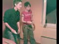 ju et angie qui jouent a la wii