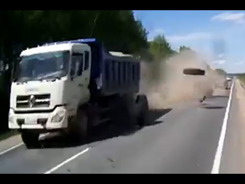Truck Accidents Compilation 2014 (3)