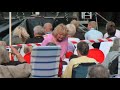 s�ndagen den 20/7 var det dags f�r �rets andra alls�ngskv�ll vid sundbyholms slott. alls�ngsledare var �terigen kikki danielsson med kjell roos orkester och g�startister var mathias holmgren & arja saijonmaa.
tyv�rr blev klippet i fel format n�r det redigerades.