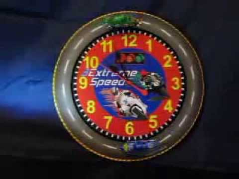 Kinder Wanduhr mit Motorrad