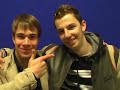 hier sehen wir dj �tzi und dj bobo in aktion - schaut euch das video nochmal in ruhe an :)