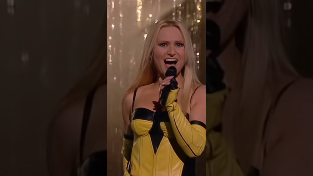 Nuša Derenda 🇸🇮 lit up Parken Stadium with her Energy at Copenhagen 2001⚡️⚡️⚡️ #ThrowbackThursday