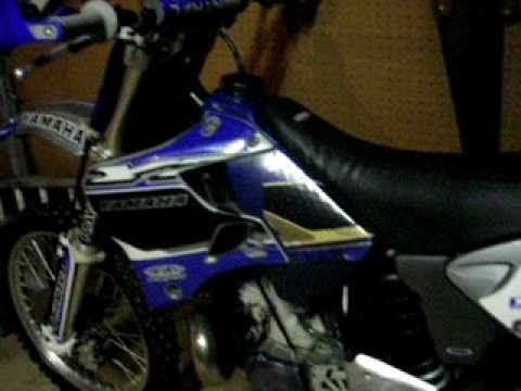 how to remove yz250 seat