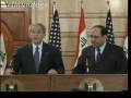 Zapatazo al presidente Bush en Iraq
