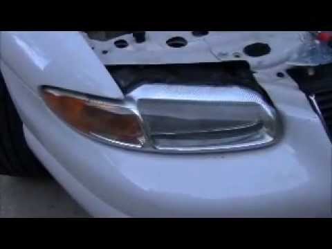 Changing Chrysler Sebring 2000 headlight bulb