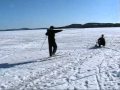 Tyngdlyftare testar Skidåkning