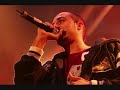 Entrevista a Tote King en Radio 3,la entrevistadora,muy correcta y respetuosa.Se ha informado antes de hacer la entrevista y hace preguntas clave,sobre su disco y proyectos con 