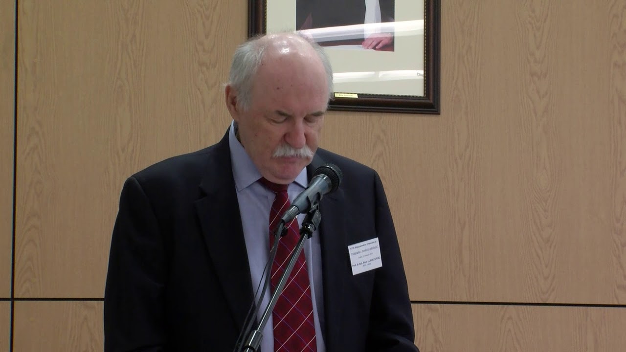 prof. dr hab  Piotr Jaroszyński