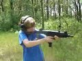 Everyone likes an UZI Everyone likes an UZI