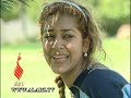 رأينا من الضرورة كشركة أنتاج أن نوثق الإحداث في عكا، تلك المدينة التي أحببناها والتي يحبها كل من يأتي إليها زائرا كان أم عابرا أم مقيما فيها. تلك المدينة التي يأبى التاريخ إلا أن يجعل منها محطا للأنظار ومركزا للأحداث وصخرة تتحطم عندها أحلام الطامعين وعشاق السيطرة وسالبي حريات الآخرين.وهكذا، مرة أخرى اسم عكا يتردد من جديد على كل منبر وفي كل مكان، ولم تبق فضائية من فضائيات الدنيا إلا وتحدثت عن عكا. وليس عبثا أن تأتي هذه الأحداث بعد أيام قليلة من عيد الفطر الذي أمّ المدينة خلال أيامه ما لا يقل عن 300,000 عربي من مختلف بلدات الوسط العربي في الجليل والمثلث والنقب الذين اختاروا هذه المدينة الرائعة ليحتفلوا فيها بفطرهم.الغنية من غناء فرقة ولعت