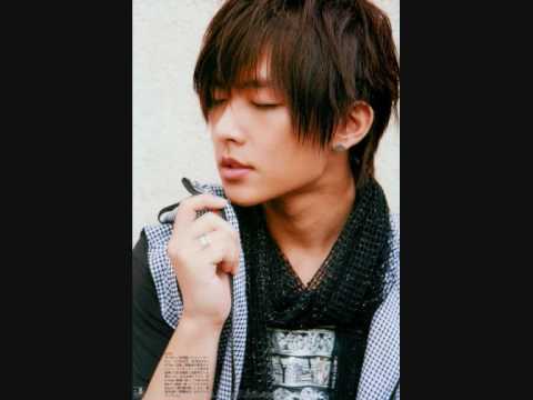 Yuan Yi Bu Ai Ni愿意不爱你--Yan Ya Lun w/ lyrics