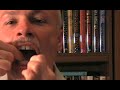 How To...Floss Your Teeth in One Minute How To...Floss Your Teeth in One Minute