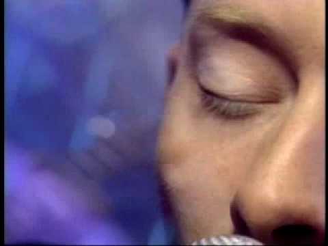 No Surprises | Radiohead on Musique Plus (2003)