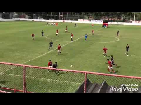 Lance do jogo entre BARRA DA TIJUCA X FLAMENGO pelo sub 14