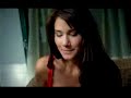 un-beso-de-desayuno-oficial-video-calle13.html