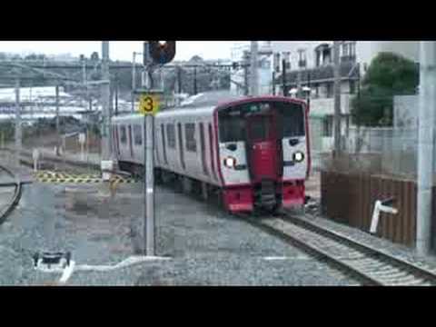 JR九州　815系【上熊本駅到着】