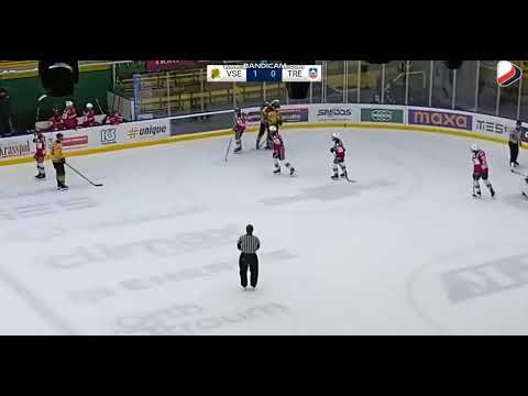 TOMASIK#18_VHK_VSETIN_assist_for_the_goal_for_2-0