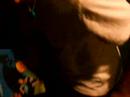 mathieu 'lit' une bd dans les toilettes et julien l'agresse s**uellement !