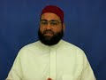allah ta^ala dit ce qui signifie : � celui qui prend autre chose que l'islam pour religion, elle ne sera pas accept�e de sa part et il fera partie des perdants au jour du jugement �. allah ta^ala dit ce qui signifie : � certes, la religion que allah agr�e, c'est l'islam �. lislam est un mot arabe qui signifie la soumission. donc la religion de lislam cest la soumission � la loi divine. que l'on sache que le minimum de l'islam, c'est de t�moigner qu'il n'est de dieu que dieu et que mouhammad est le messager de dieu et que le minimum de la foi, c'est de croire par son c?ur au sens de ces deux t�moignages. voil� le minimum par lequel a lieu la pr�servation et la sauvegarde du s�jour �ternel en enfer. d'autre part, la prononciation des deux t�moignages n'est pas agr��e selon le jugement de  allah sans la croyance par le c?ur. et la croyance par le c?ur n'est pas agr��e selon le jugement de allah sans la prononciation des deux t�moignages. par cons�quent, celui qui est croyant selon le jugement de allah est �galement musulman, et celui qui est musulman selon le jugement de allah est �galement croyant. pour entrer en islam, que la personne dise en croyant � cela : � je t�moigne qu'il n'est de dieu que allah et je t�moigne que mouhammad est le messager de allah