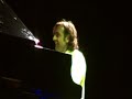 deux minutes, avec le producteur et musicien de jazz, le plus c�l�bre de la t�l�vision. apr�s avoir �t� le jury de la nouvelle star, sur m6, andr� manoukian, se livre au piano avec son trio de jazz. a d�guster sans mod�ration.