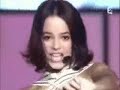 alizee moves her ass