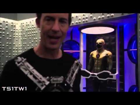 The Flash Season 1 Bloopers | TvSFL