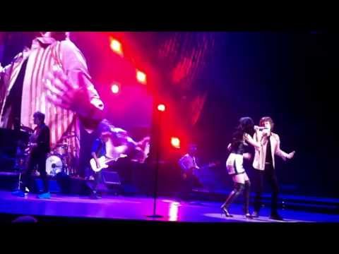 katy - http://www.wearepopslags.com/katy-perry-joins-the-rolling-stones-on-stage-for-beast-of-burden/ Katy Perry joined The Rolling Stones on stage for Beast Of Bur...