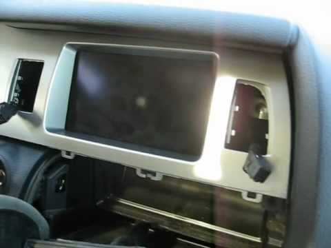 How to Remove CD Changer / Display / Speedometer Cluster from 2007 Audi Q7 for Repair.