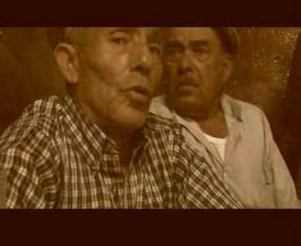 cante alentejano - uma das mais emblemáticas modas do cante alentejano - género musical característico do Baixo Alentejo - aqui cantada pelos Ceifeiros de Cuba, na Taberna do L...