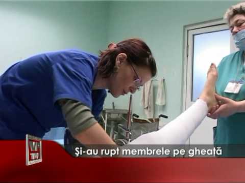 Şi-au rupt membrele pe gheaţă