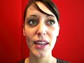 du sexe sur http://www.horizonentrepreneurs.fr ? parlons plut�t de sensualit� avec le jardin des dames, l'entreprise fond�e il y a un an et demi par roxane. loin d'avoir une vision triviale des relations intimes, roxane met en avant l'�veil et le plaisir des sens. voir, go�ter, sentir, toucher, �couter sont m�me les t�tes de chapitre de son site... pour que la relation sexuelle ne soit pas que m�canique. on y parle de gourmandise, de senteurs, de liens en satin... un pompon plume ou une poudre miel ambr� font oublier la vulgarit� parfois associ�e � l'�rotisme.

et plus le temps passe, plus le raffinement et les conseils prennent de la place. les sex-toys ont laiss� la place � la lingerie chic mais abordable, aux jeux coquins comme le chemin du plaisir ou aux menottes sensuelles et froufroutantes... les r�unions � domicile 