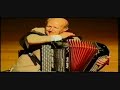 ACORDEONISTA JOÃO BARRA BEXIGA NA HOMENAGEM PRESTADA A!... (PARTE 2)