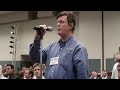 Bob Maddox asks Steven Chu about Waxman Markey Cap &Trade Camera2