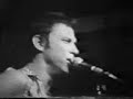 this is an extract from blank generation live at cbgb's. very short video.