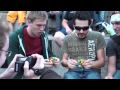 Dan Brown Vs Mysteryguitarman RUBIX CUBE behind the back