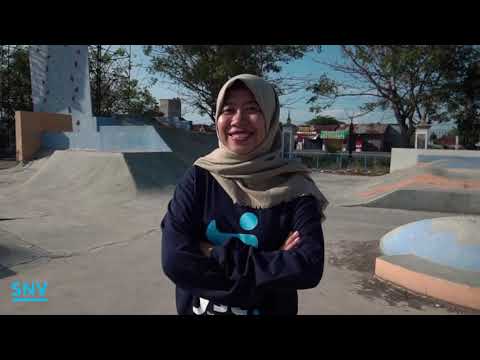 Stories of change: Youth initiatives for sanitation in IndonesiaThis video features the emerging relevance and effectiveness of SNV's WASH SDG y...